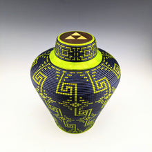 Charger l&#39;image dans la galerie, Vase pixelisé 
