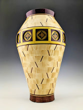 Charger l&#39;image dans la galerie, Vase segmenté - Décoration intérieure - Cadeau pour elle
