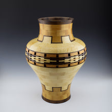Charger l&#39;image dans la galerie, Vase segmenté avec une boîte cachée
