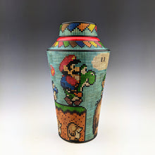 Charger l&#39;image dans la galerie, Vase pixel art avec une boîte cachée - Fan Art
